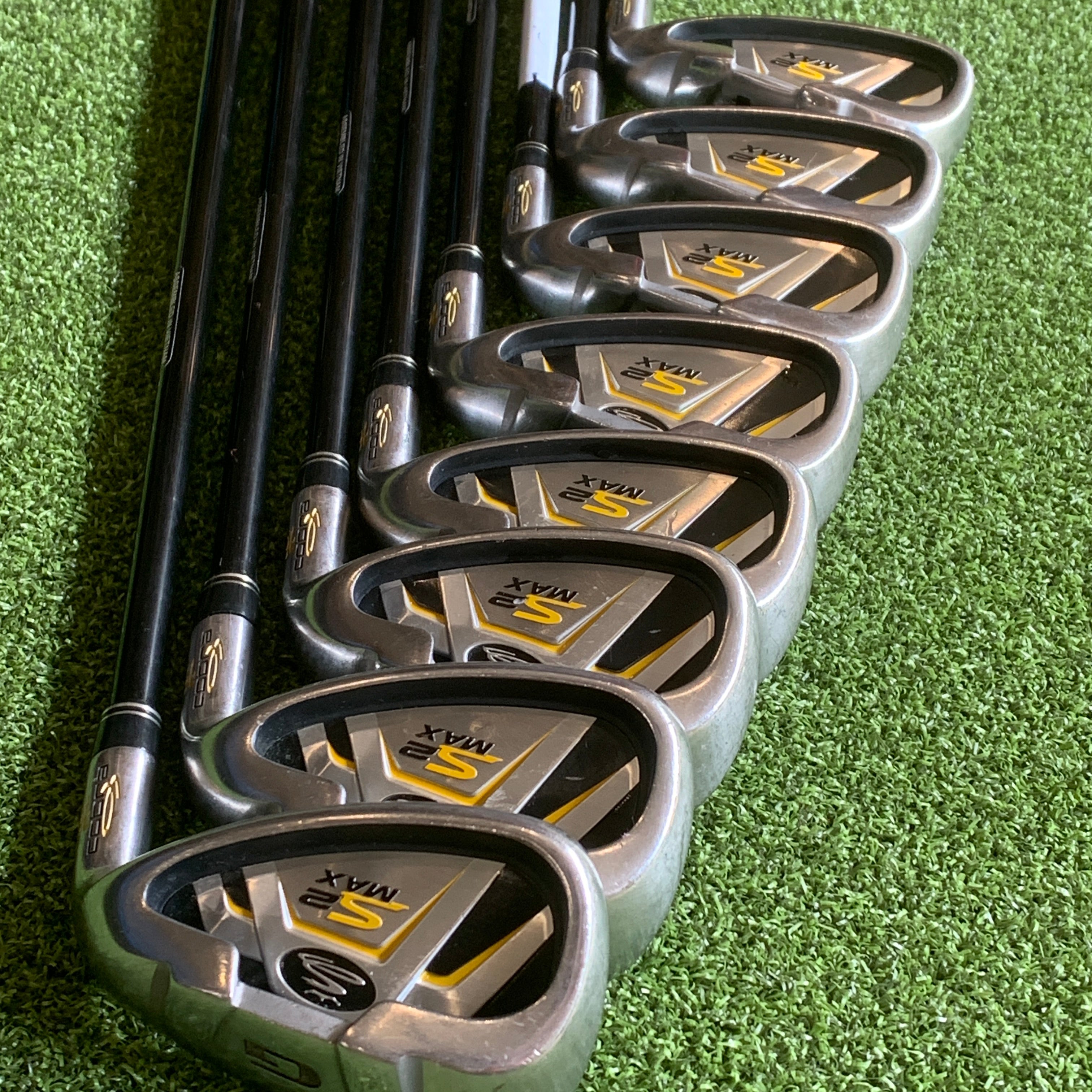 Pre-Owned RH Cobra S2 MAX Iron Set (4-PW, GW) – Golf4U