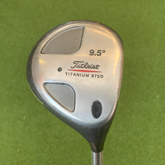 RH Titleist 975D Driver (9.5)