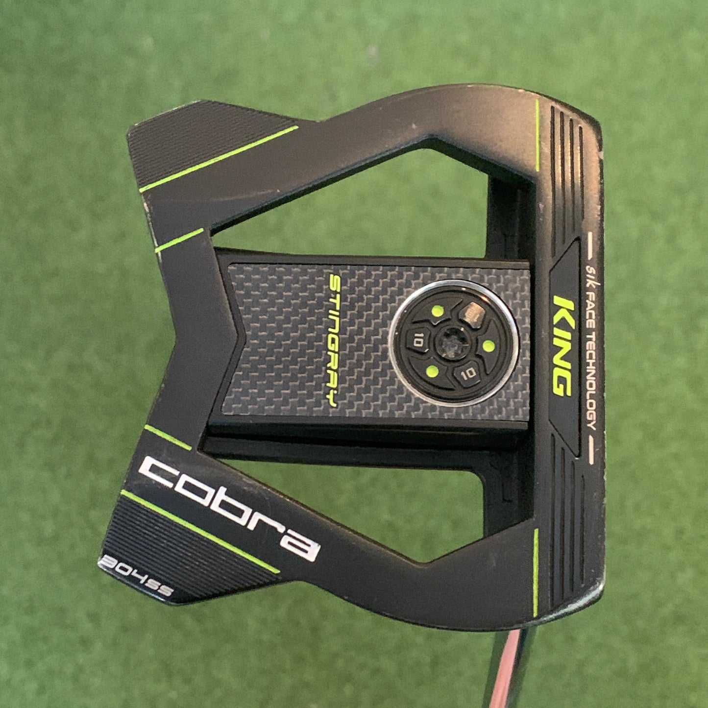 RH Cobra Stingray Putter. 32 IN.