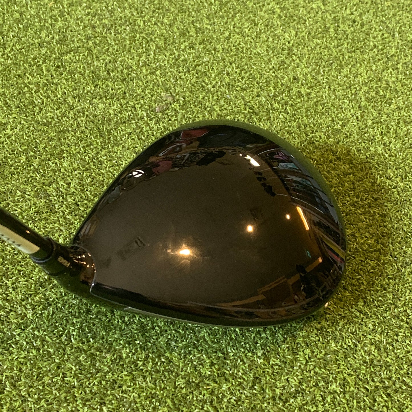 RH Taylormade Qi10 Driver (10.5). Stiff Flex.