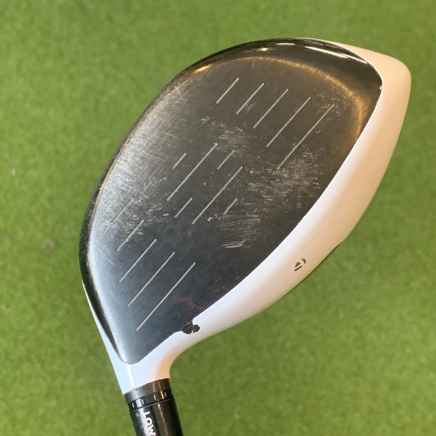 RH Taylormade M1 Driver (10.5). Senior Flex.