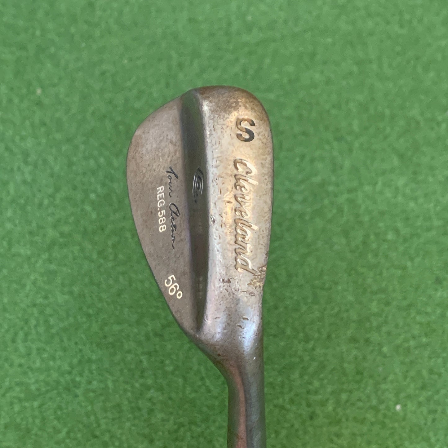 RH Cleveland Tour Action Reg. 588 Wedge (56)