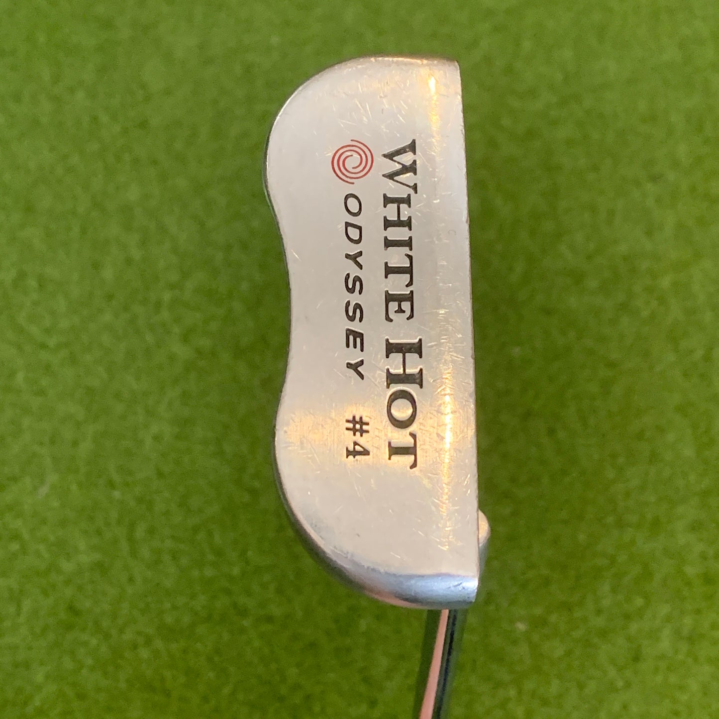 RH Odyssey White Hot #4 Putter. 35 IN.