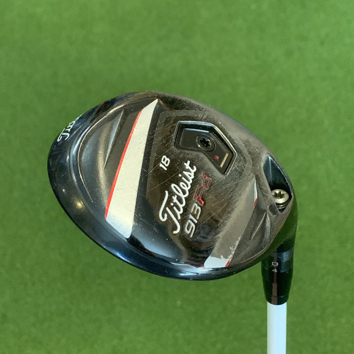 RH Titleist 913 Fd 5 Wood. Stiff Flex.