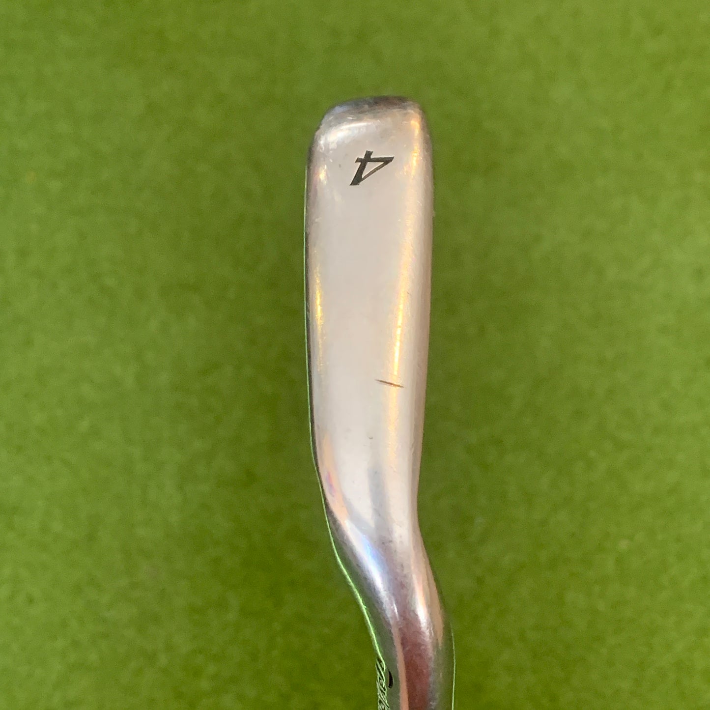 RH Taylormade R7 4 Iron. Regular Flex.