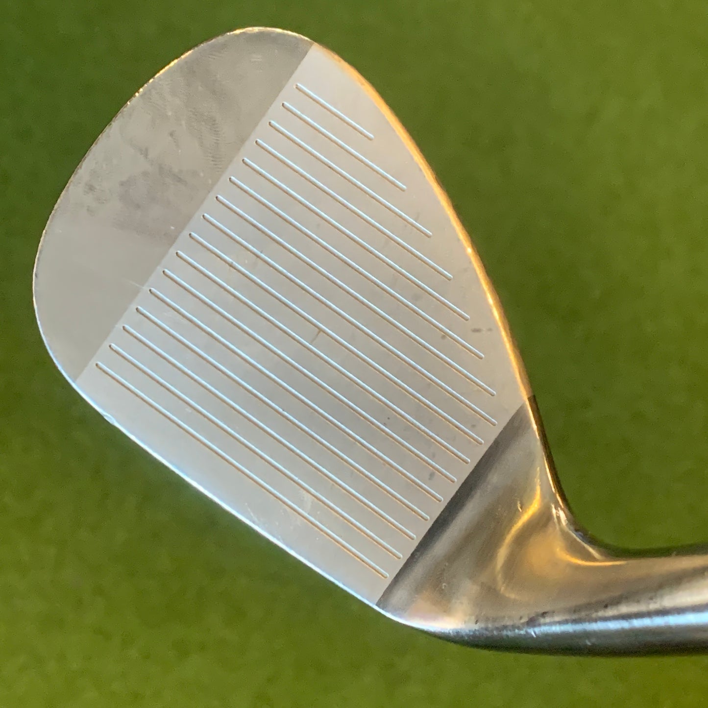 RH Taylormade Milled Grind Wedge (52)