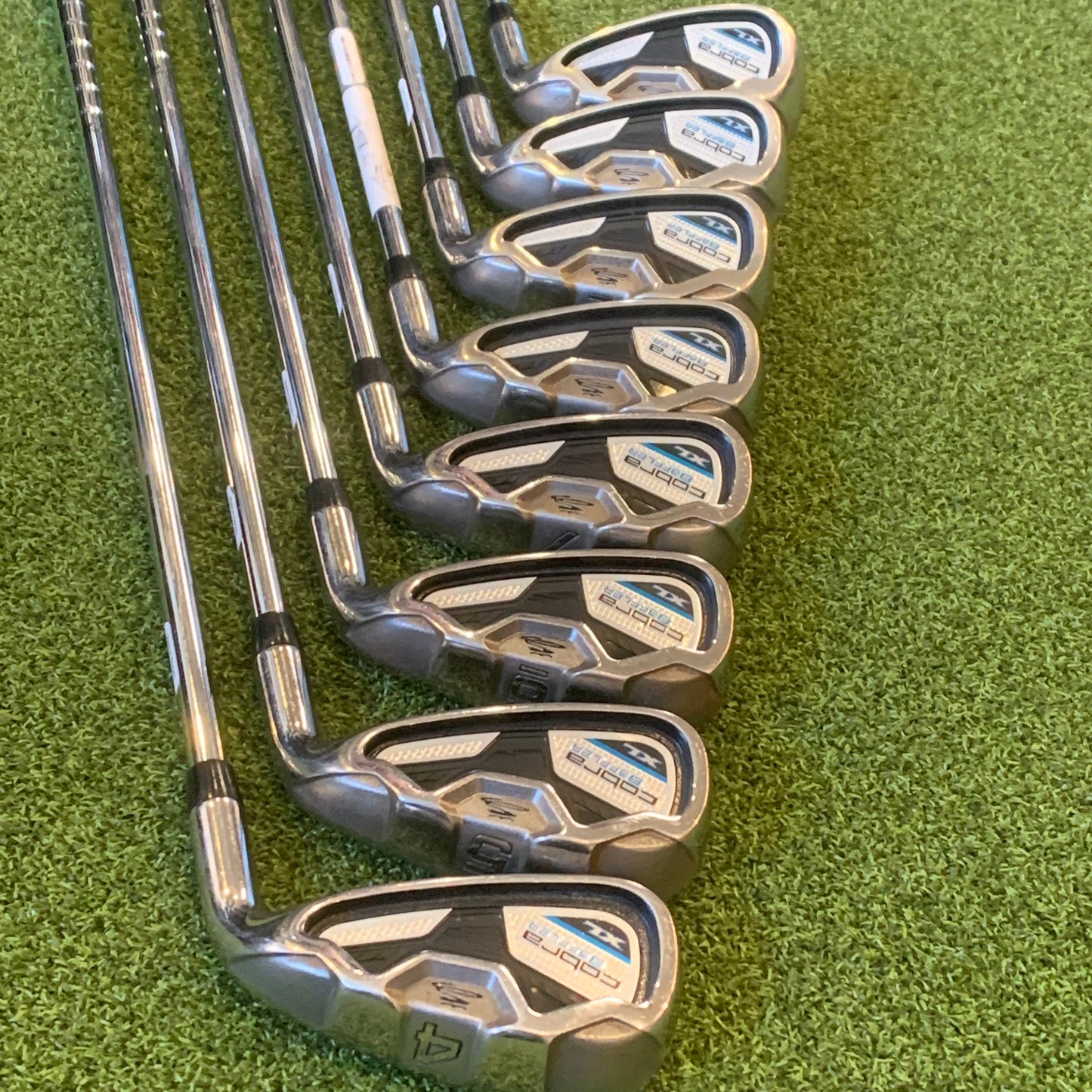 RH Cobra Baffler XL Iron Set (4-PW, GW). Regular Flex.