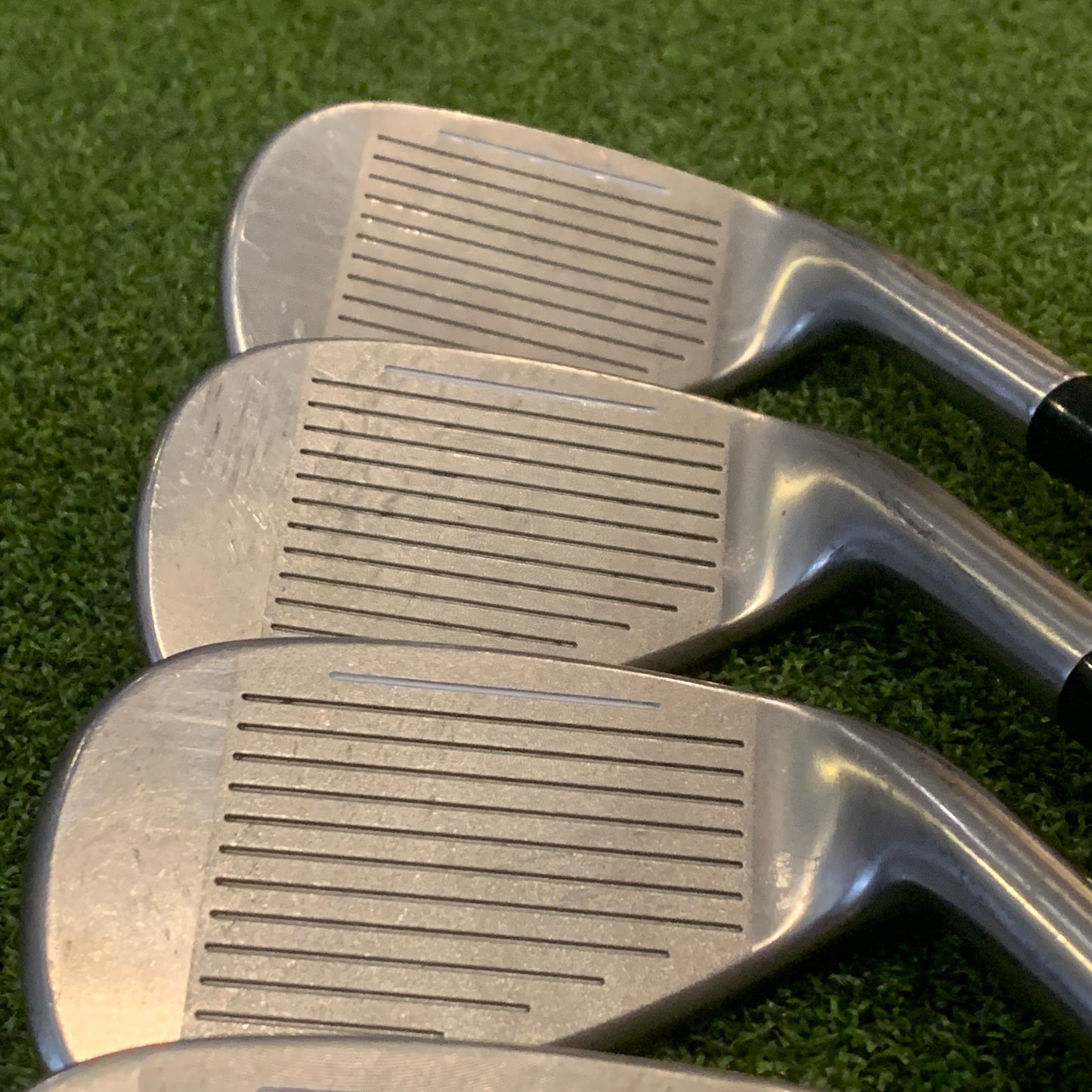 LH Cobra Aerojet Iron Set (5-PW). Stiff Flex.