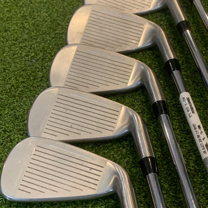 LH Cobra Aerojet Iron Set (5-PW, GW). Regular Flex.