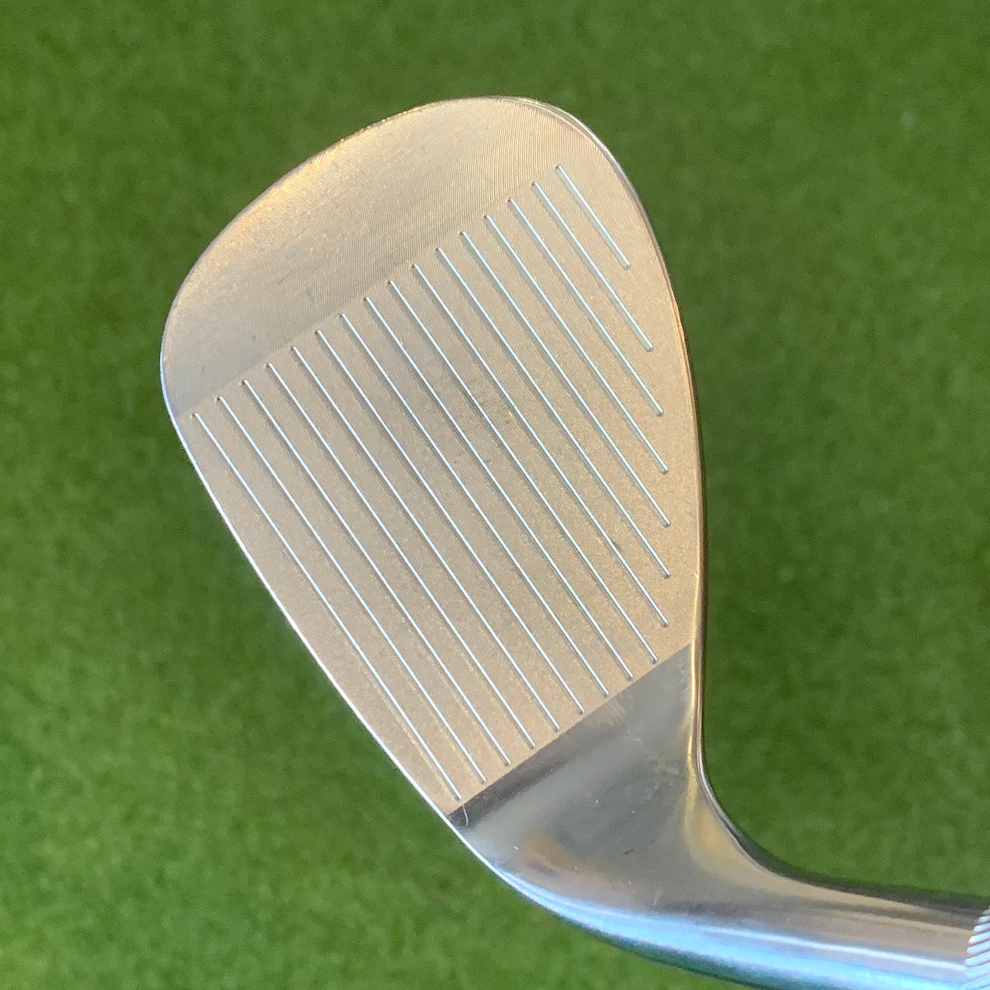 RH Kirkland Signature Wedge (52)