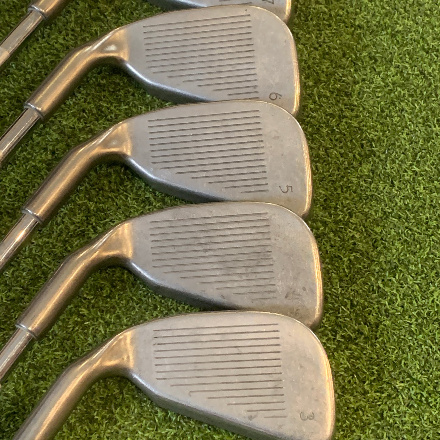 RH Ping Zing Karsten Iron Set (3-W). Regular Flex.