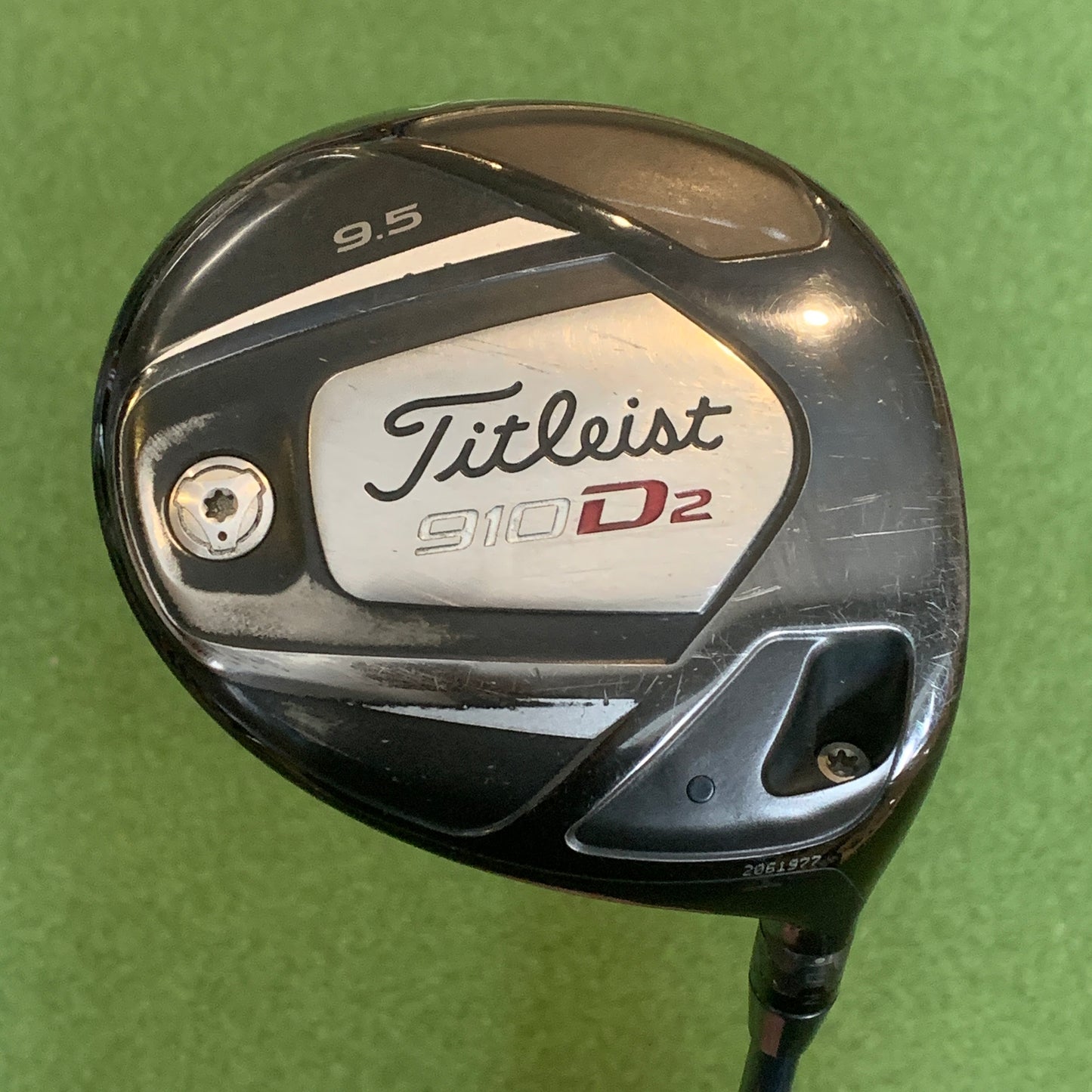 RH Titleist 910D2 Driver (9.5)