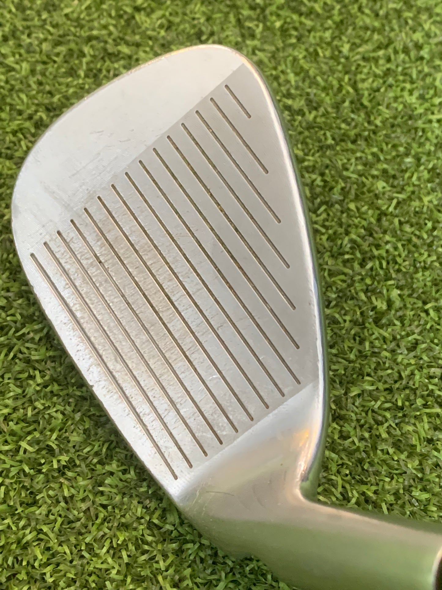 RH Ping Blue Dot S(56°) Sand Wedge